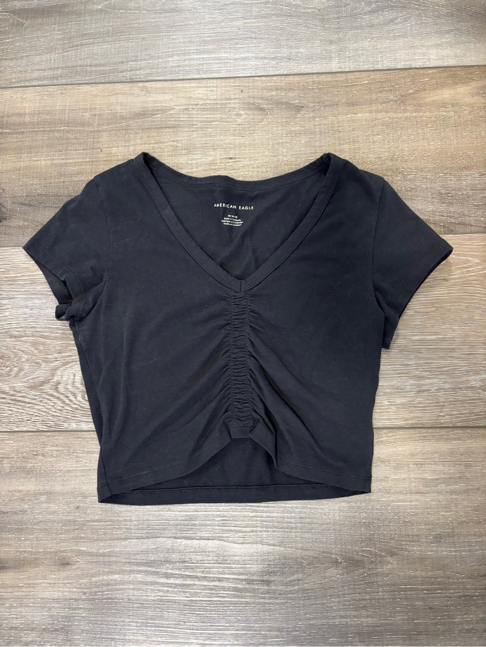American Eagle Outfitters Black V-Neck Ruched Crop Top
